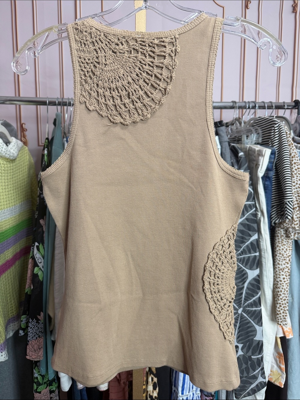 Anthropologie Crochet Appliqué Ribbed Neutral Beige Boho Sleeveless Tank Top - Picture 9 of 11